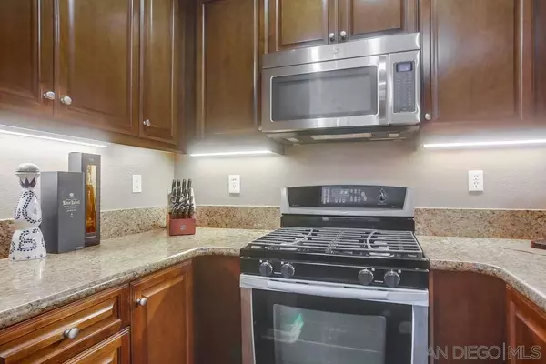 4115 Karst Rd, Carlsbad, CA 92010