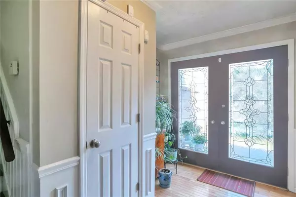 5672 Grist Stone DR SW, Lilburn, GA 30047