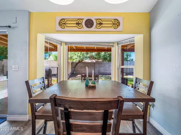 12712 N 84TH Lane, Peoria, AZ 85381