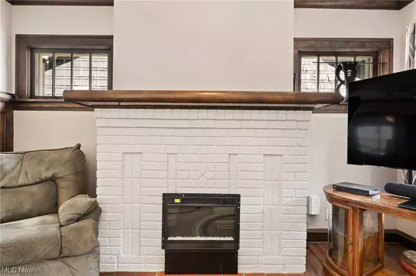 9307 Plymouth AVE, Garfield Heights, OH 44125