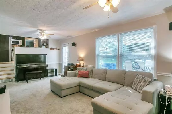 5672 Grist Stone DR SW, Lilburn, GA 30047