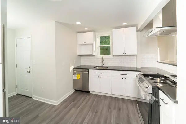 324 E 3RD AVE, Runnemede, NJ 08078