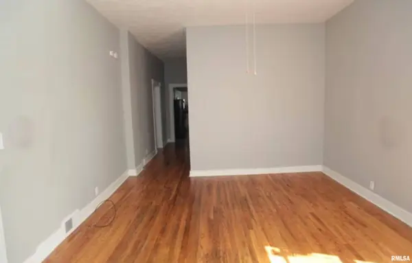 616 W 14TH ST, Davenport, IA 52803