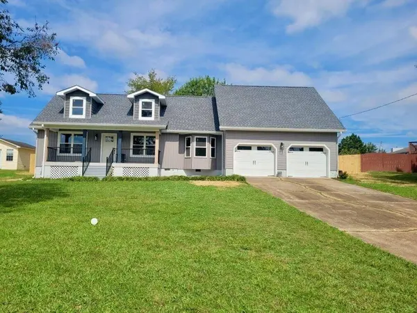 97 Angela Cir, Rossville, GA 30741