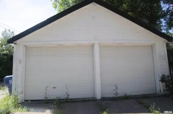 616 W 14TH ST, Davenport, IA 52803