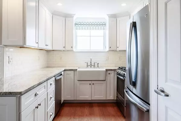 38 Village Rd #702, Middleton, MA 01949