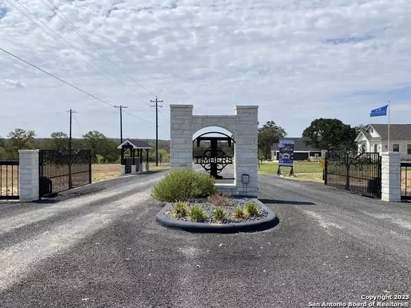 125 Timber Pl, La Vernia, TX 78121