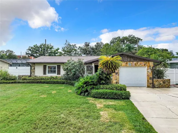 5090 61ST LN N, Kenneth City, FL 33709