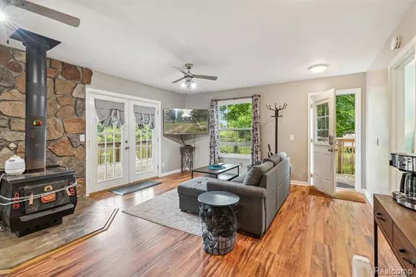 8484 50TH Avenue, Evart, MI 49631