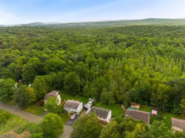 58 Cedar Tree Dr, Vernon Twp., NJ 07422