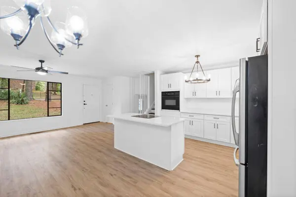 3870 Live Oak DR, Doraville, GA 30340