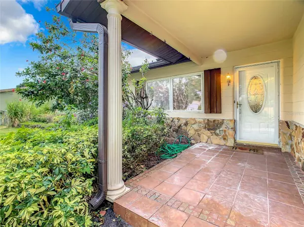 5090 61ST LN N, Kenneth City, FL 33709