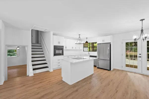 3870 Live Oak DR, Doraville, GA 30340