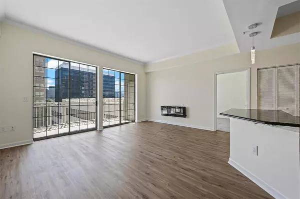 3225 Turtle Creek Boulevard #543, Dallas, TX 75219