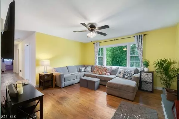 58 Cedar Tree Dr, Vernon Twp., NJ 07422