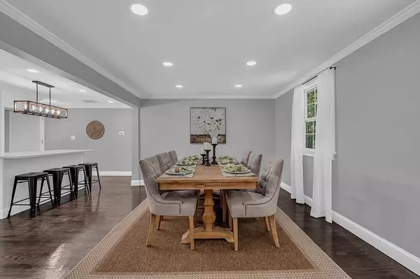 54 Gray Rd, Andover, MA 01810