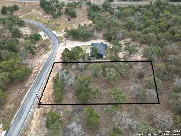 125 Timber Pl, La Vernia, TX 78121