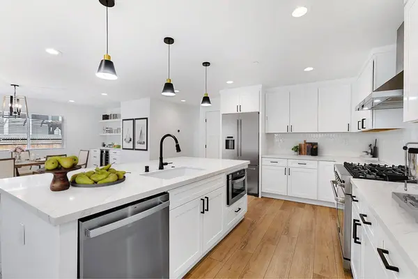 749 41st ST, Sacramento, CA 95819