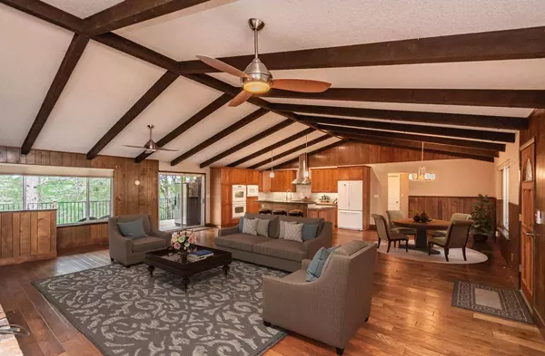 14221 Renmar CT, Grass Valley, CA 95945