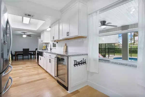 1916 LAREDO DR, Deltona, FL 32738