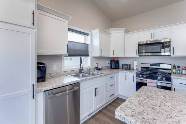 630 Locust Lane, Evansville, WI 53536