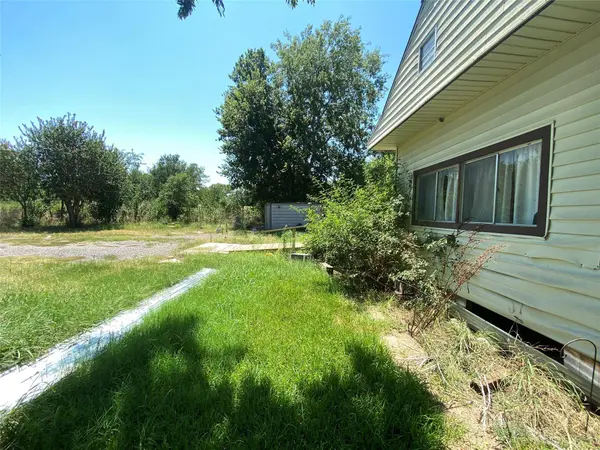 202 Vz County Road 3730, Wills Point, TX 75169
