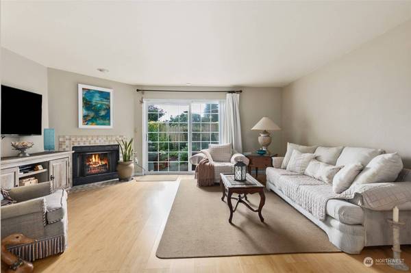 5806 Chardonnay DR SE, Lacey, WA 98513