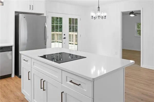 3870 Live Oak DR, Doraville, GA 30340