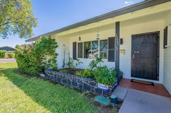 3333 E TURNEY Avenue, Phoenix, AZ 85018