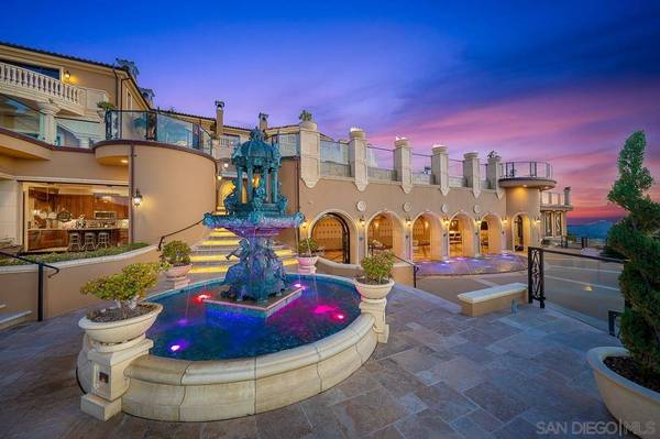 1903 Saxton Ln, El Cajon, CA 92021