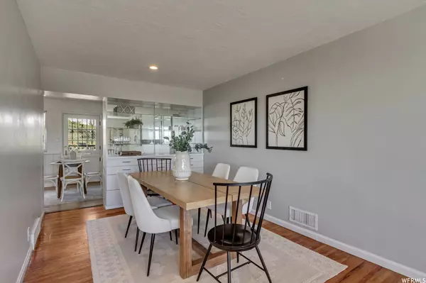 83 S TARTARIAN CIR E, Bountiful, UT 84010