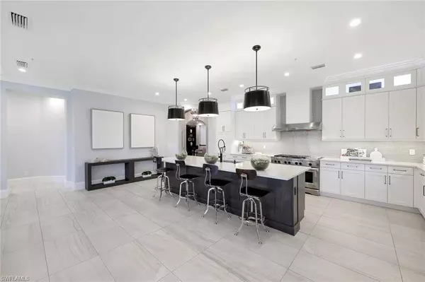 16380 Corsica WAY #201, Naples, FL 34110