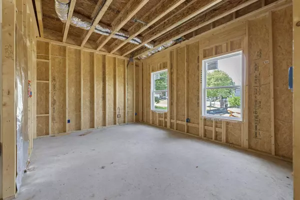 523 Bentley WAY, Mcdonough, GA 30253