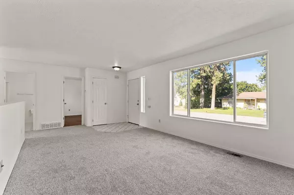 7112 E 6th Ave, Spokane Valley, WA 99212