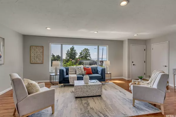 83 S TARTARIAN CIR E, Bountiful, UT 84010