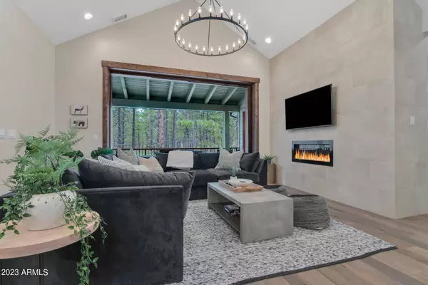 1538 E CASTLE HILLS Drive, Flagstaff, AZ 86005