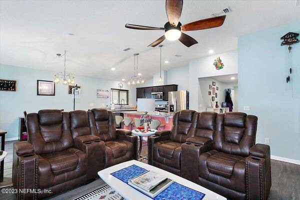 97560 ALBATROSS DR, Yulee, FL 32097