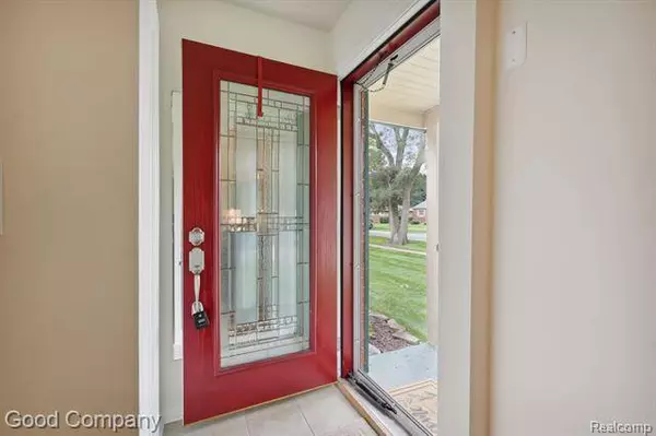 15168 MACARTHUR, Redford, MI 48239