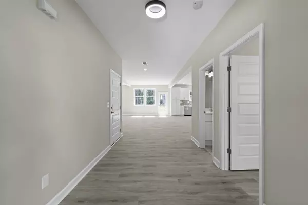 523 Bentley WAY, Mcdonough, GA 30253