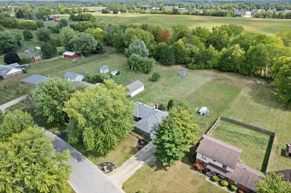 7717 Eaker CT, Brownsburg, IN 46112