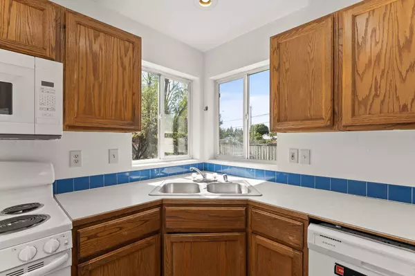 7112 E 6th Ave, Spokane Valley, WA 99212