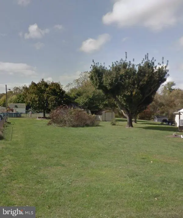 15 STRING ST, Alloway, NJ 08001