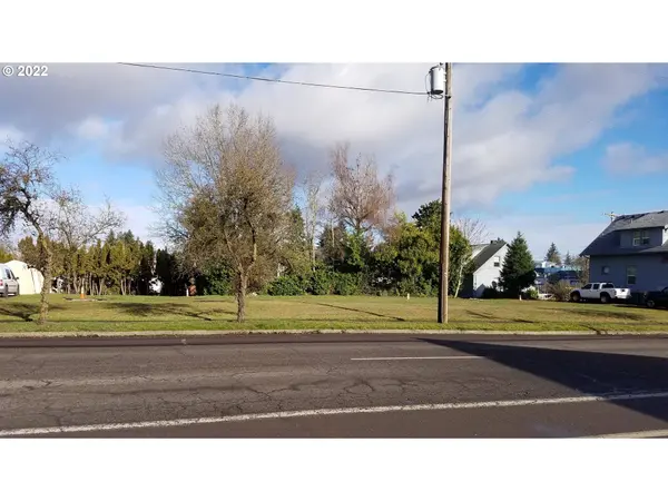 2329 19TH AVE, Forest Grove, OR 97116