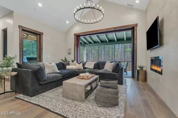 1538 E CASTLE HILLS Drive, Flagstaff, AZ 86005