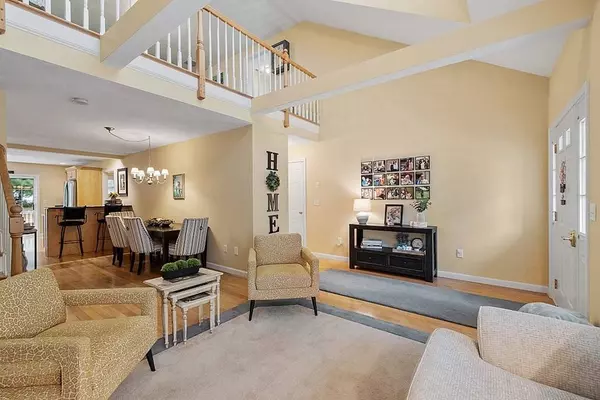 3 Squaw Creek Dr #3, Haverhill, MA 01830