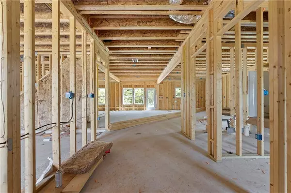 523 Bentley WAY, Mcdonough, GA 30253