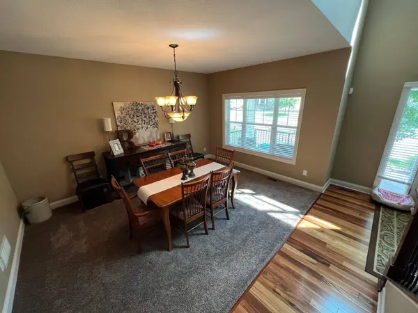 18365 Irvine LN, Lakeville, MN 55044