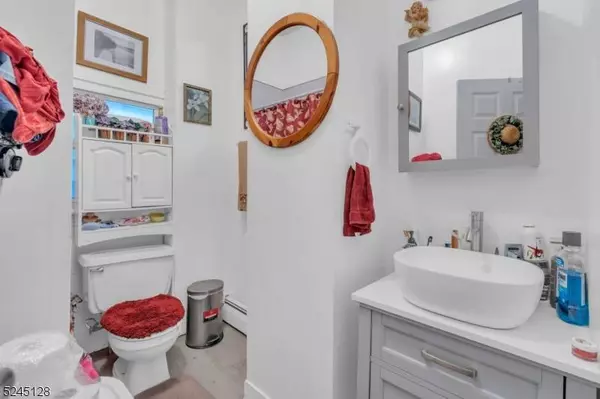 333 Marshall St, Paterson City, NJ 07503