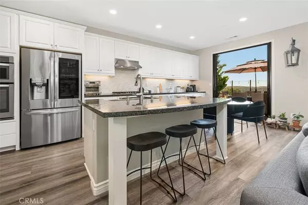 576 Escenico, Lake Forest, CA 92630