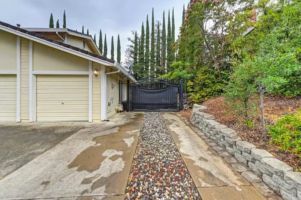 142 Willow Creek DR, Folsom, CA 95630